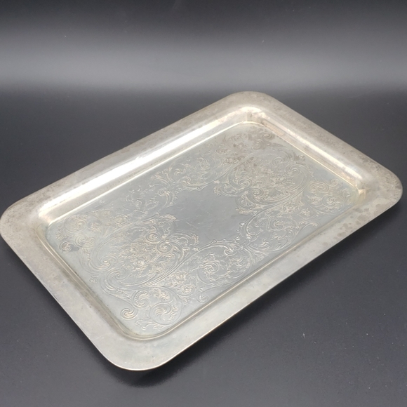 Vintage WM A Rogers Silver Plate Vanity Tray Dish - Picture 3 of 5